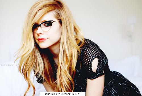 Avril Lavigne. - ValeValery - Cantareti,cantarete si trupe