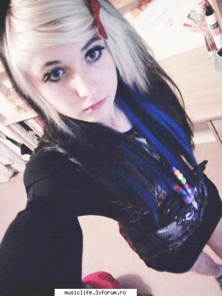 Heya^^ - Heya^^ Sunt Sofia si am 14 ani. Sunt din Omskiy - Sa facem cunostinta
