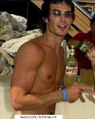 Ian Somerhalder. - Aa, saru'mana Sa-i spui TOT da? Daca ii spui ca - Actori si actrite