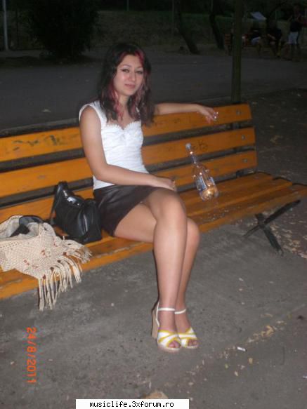 Poze cu noi - Nu stiam ca sunt si baieti activi pe forum - Cafenea